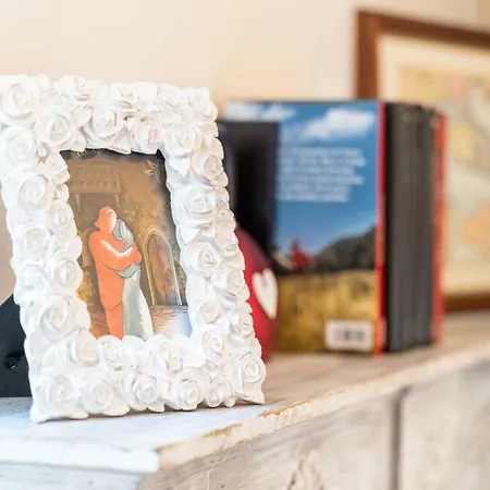 Abbraccio Di Giulietta *